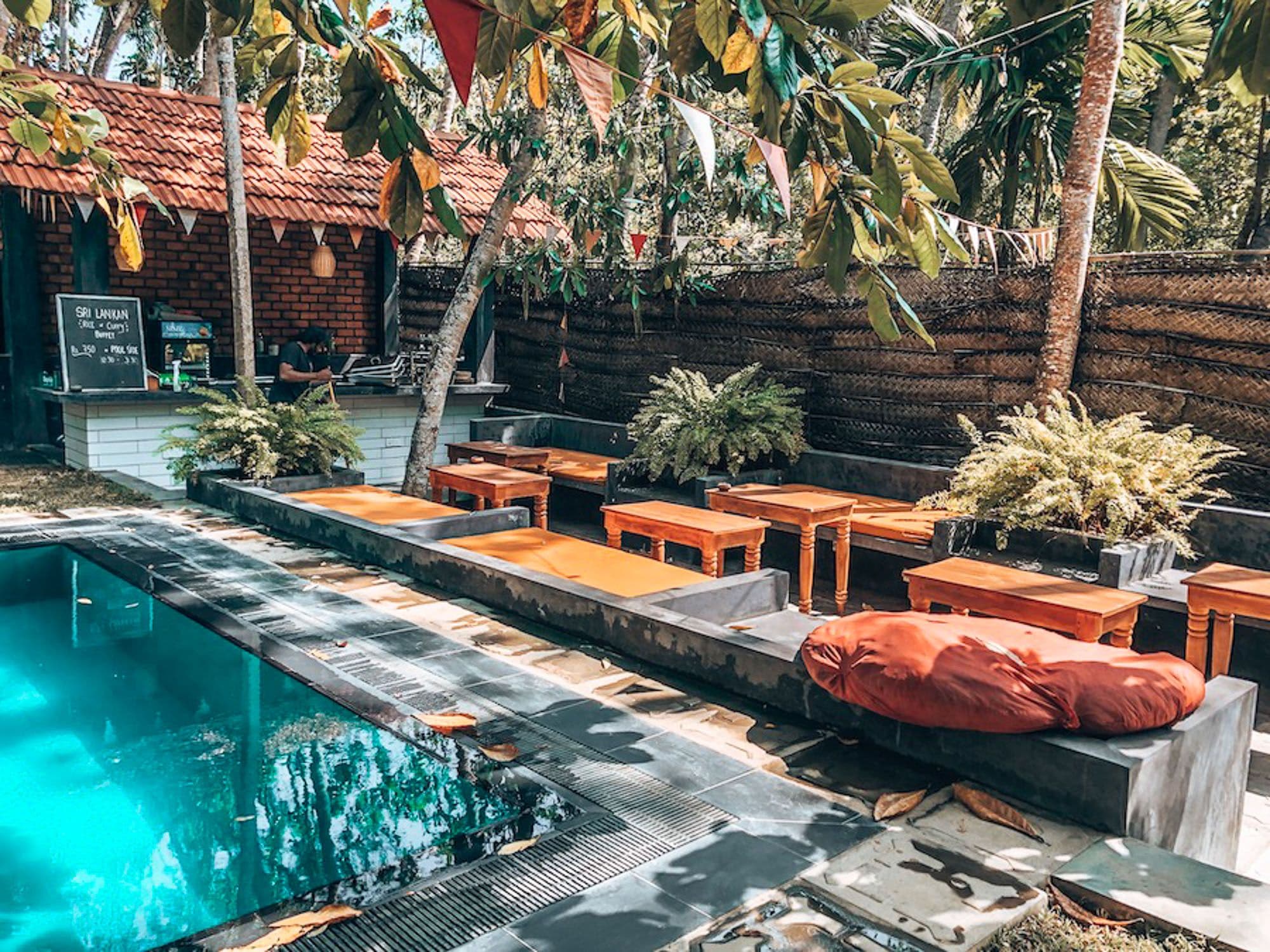 Dots Bay House: The Creator's Cove